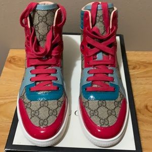 Gucci women’s sneaker size 37